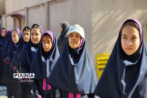 حضور خادمان جمکران در مدارس ناحیه یک بهارستان