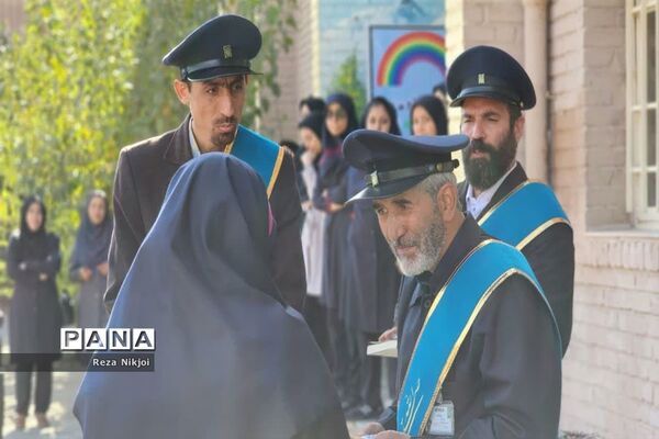 حضور خادمان جمکران در مدارس ناحیه یک بهارستان