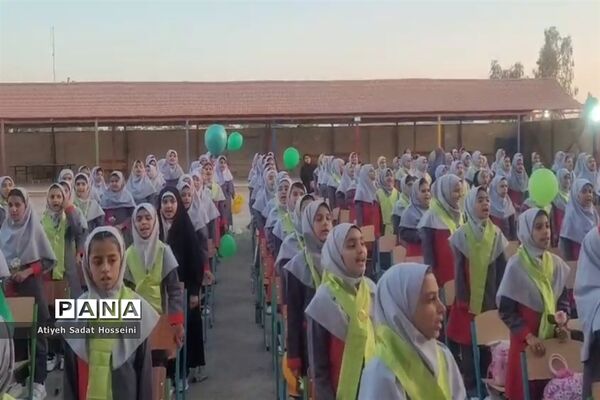 جشن آغاز امامت امام زمان (عج) و نواخته شدن زنگ مهدویت در مدرسه یاران حضرت مهدی (عج ) شهرستان بافق