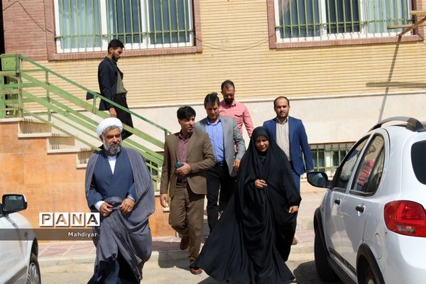 آیین افتتاحیه زمین چمن مصنوعی مدرسه شاه صاحب در شهر جوادآباد