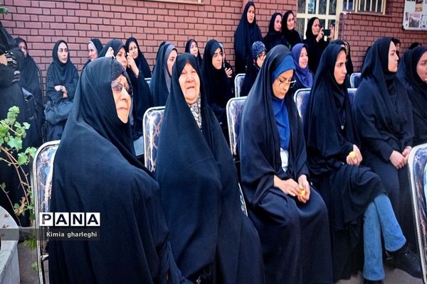 مراسم گرامیداشت هفته دفاع مقدس در اداره آموزش و پرورش شهرستان قرچک