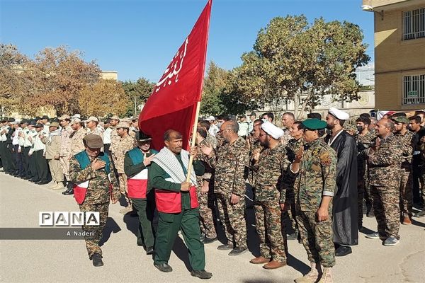 صبحگاه مشترک نیروهای مسلح به‌مناسبت هفته دفاع مقدس شهرستان شیروان