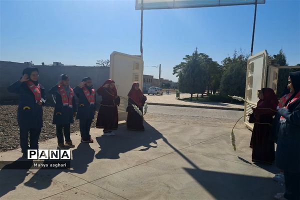 برگزاری جشن عاطفه‌ها در دبستان فرهنگ مرحوم  فرازمند شهرستان کاشمر