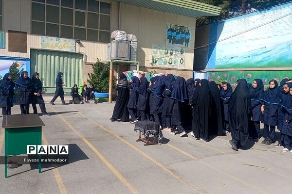 تشییع شهید گمنام در مدارس دخترانه رودهن