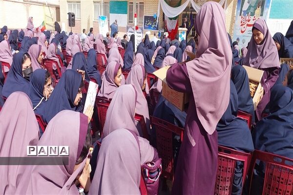 برگزاری جشن عاطفه‌ها در ساوه