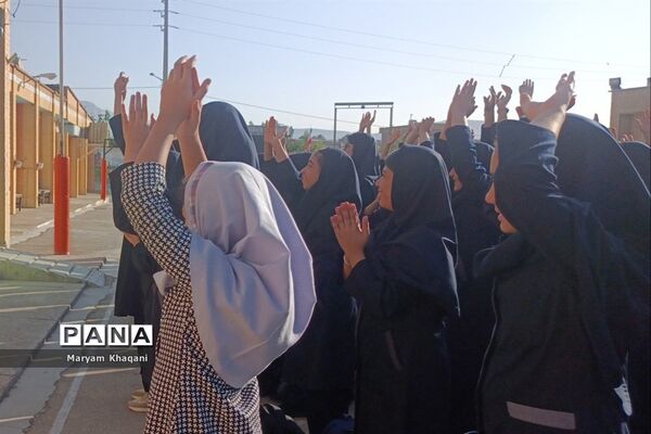 جشن عاطفه‌ها در دبیرستان‌های دخترانه ناحیه 3 شیراز