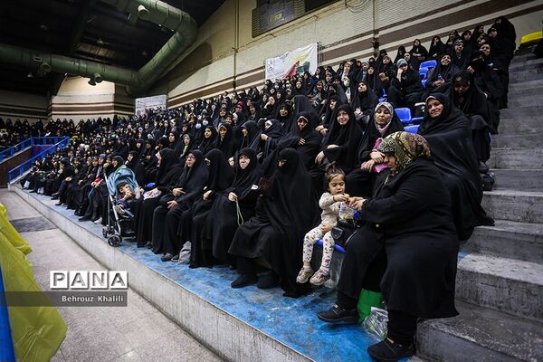 اجتماع بزرگ جوانان نقش آفرین گام دوم انقلاب