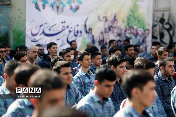 آیین افتتاحیه چهارمین دوره لاله‌های روشن