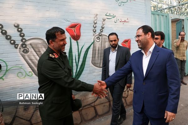 آیین افتتاحیه چهارمین دوره لاله‌های روشن