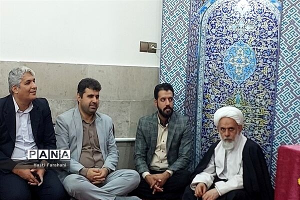 اجرای طرح نور چشم در مدرسه نمونه‌‌دولتی شهرستان‌قرچک