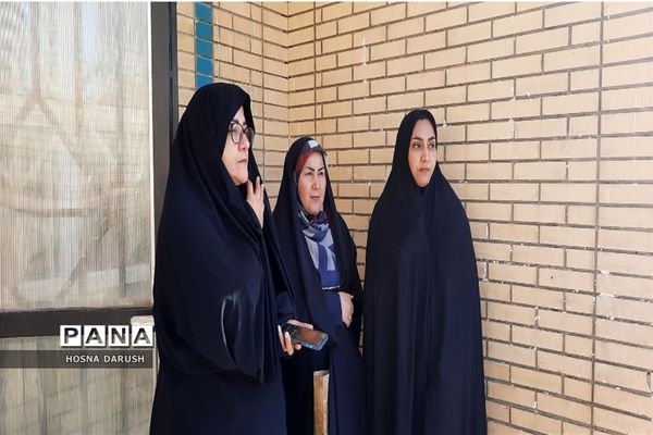 مراسم نواختن زنگ مهر و  تقدیر از فرزندان شهید سرهنگ جام دوست