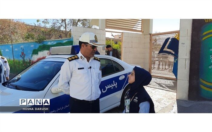 راه اندازی گروه همیاران پلیس پلیس یاران نوجوان و پلیس یاران جوان