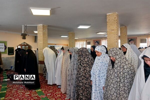 آیین نواختن زنگ نماز در اراک