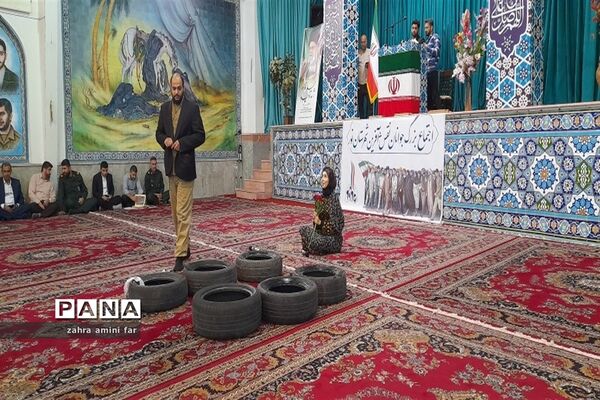 اجتماع جوانان نقش آفرین در نور