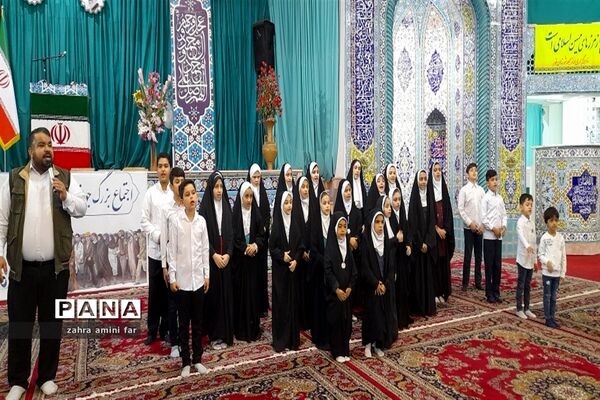 اجتماع جوانان نقش آفرین در نور