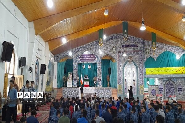 اجتماع جوانان نقش آفرین در نور