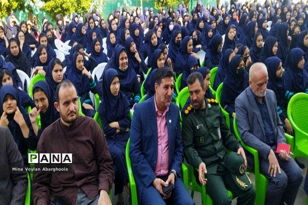 برگزاری مراسم دفاع مقدس در آموزشگاه دخترانه علامه مجلسی شهرستان پیشوا