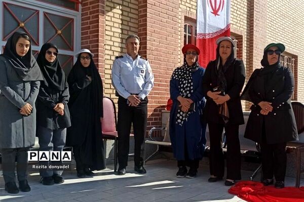 بازدید شهردار نصیرآباد از مدرسه فاطمه پزشکی نصیرآباد شهرستان شهریار
