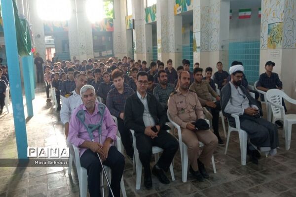 مراسم سالروز هفته دفاع مقدس در دبیرستان شهید مفتح پایگاه دریایی بوشهر