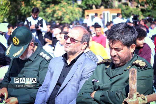 اجتماع جوانان نقش آفرین گام دوم انقلاب