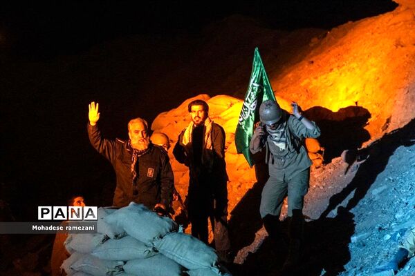 نمایش بزرگ میدانی نوری در نیمروز در بوستان کوهشار