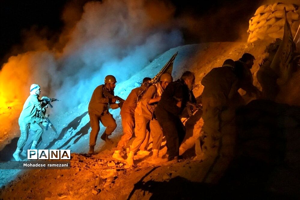 نمایش بزرگ میدانی نوری در نیمروز در بوستان کوهشار