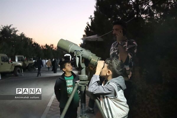 نمایشگاه هفته دفاع مقدس
