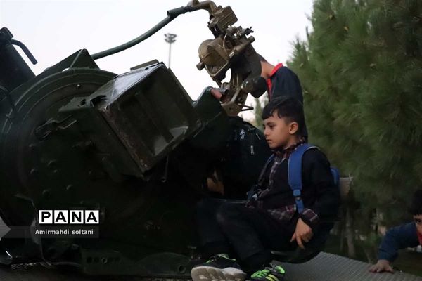 نمایشگاه هفته دفاع مقدس