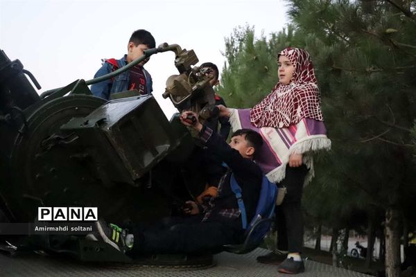 نمایشگاه هفته دفاع مقدس