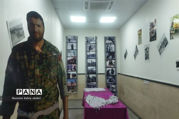 برگزاری نمایشگاه  اسوه به‌مناسبت هفته دفاع مقدس در شهرستان قرچک
