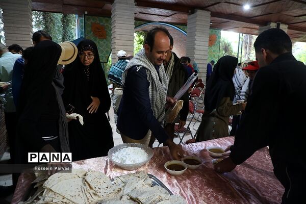 همایش کوه‌پیمایی فرهنگیان حوزه ستادی و اداره‌کل آموزش و پرورش شهر تهران