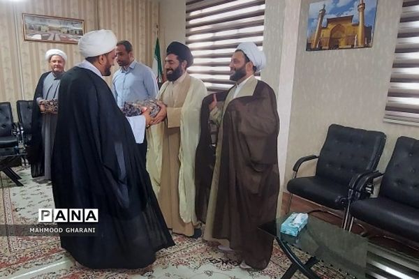 مراسم تجلیل از روحانیون طرح امین مدارس منطقه کهریزک