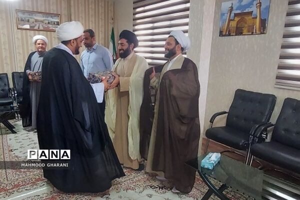 مراسم تجلیل از روحانیون طرح امین مدارس منطقه کهریزک