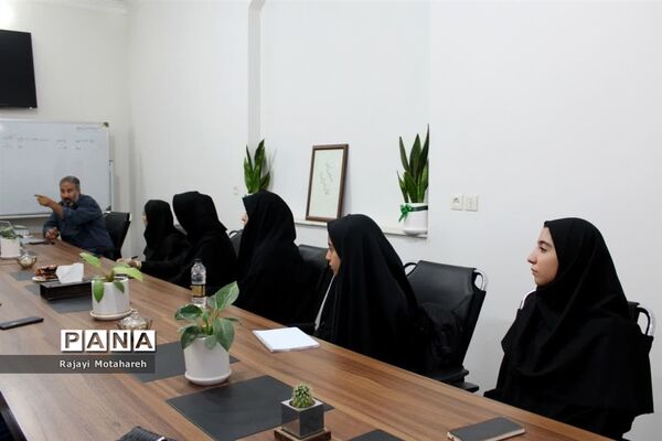 بازدید مدیر خبرگزاری فارس یزد از خبرگزاری پانا اردکان