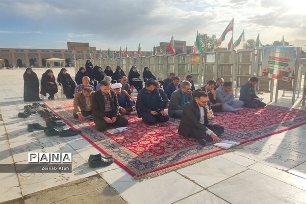 مراسم غبارروبی مزار شهدا در آرامستان خواجه ربیع مشهد