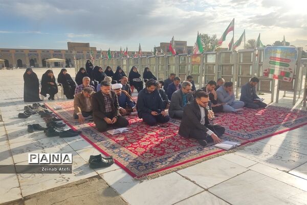 مراسم غبارروبی مزار شهدا در آرامستان خواجه ربیع مشهد
