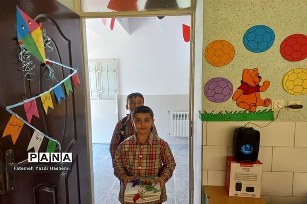 جشن آغاز سال تحصیلی دبستان قرآنی حضرت مهدی(عج) ناحیه یک یزد