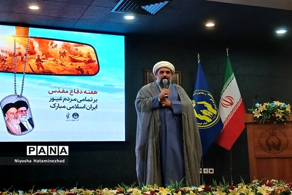 حضور دانش‌آموزان بهارستانی در نمایشگاه روایت گمنامی