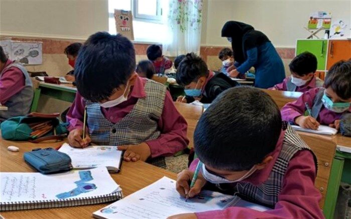 نقش خانواده در امور تحصیلی دانش‌آموزان