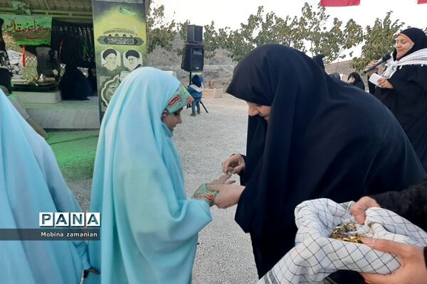 بزرگداشت هفته دفاع مقدس در مزار شهدای پارک خورشید