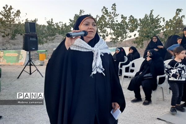 بزرگداشت هفته دفاع مقدس در مزار شهدای پارک خورشید