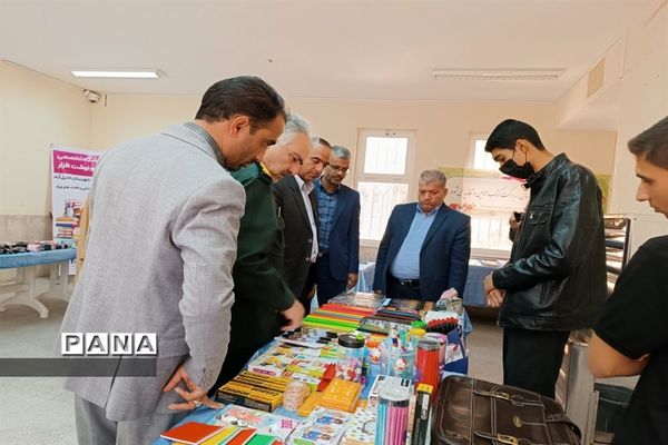 افتتاحیه نمایشگاه تخصصی کتاب و نوشت افزار در خلیل‌آباد