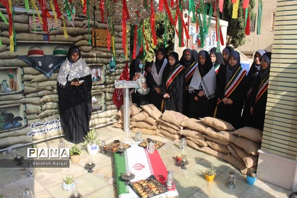 تجدید میثاق دانش‌آموزان مدرسه شاهد شهدای اکباتان با شهید گمنام