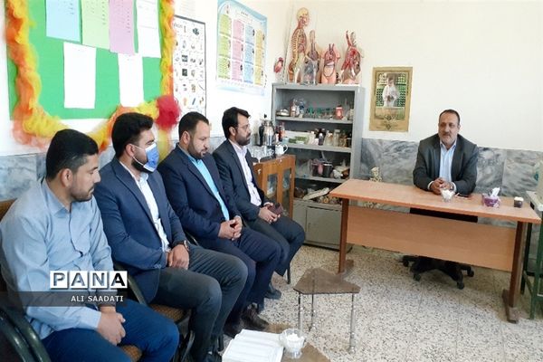 بازدید مدیر آموزش و پرورش شهرستان کلات از مدارس روستاهای قله زو، آقداش و سیرزار