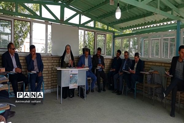 گردهمایی معاونان پرورشی و فرماندهان حوزه‌های بسیج دانش‌آموزی آذربایجان شرقی