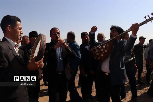 آذرشهر و پسته‌های خندانش