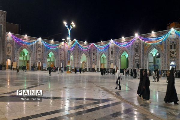 حال و هوای حرم مطهر امام رضا(ع)در هفته وحدت