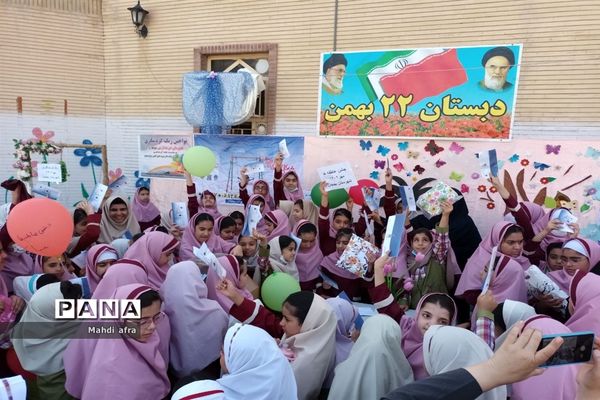 نواختن زنگ جشن عاطفه‌ها در مدارس بهبهان