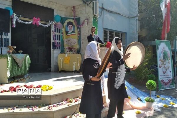 میلاد رسول اکرم(ص) در مدارس شهرستان‌قرچک