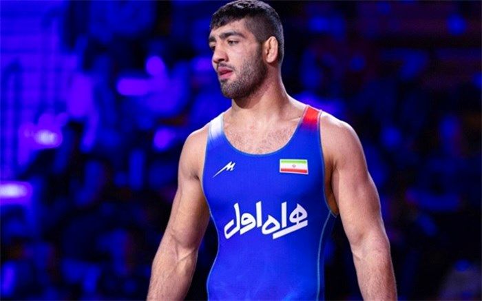 ‌فرنگی‌کار ایران مدال ‌نقره‌‌ آویخت